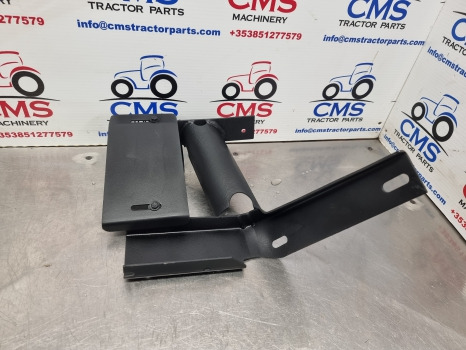 New Holland Tm, Ts, Tl, 60, 40 Series Mudguard Extension Lhs 82029986 - Aile: photos 3 New Holland Tm, Ts, Tl, 60, 40 Series Mudguard Extension Lhs 82029986 - Aile: photos 3