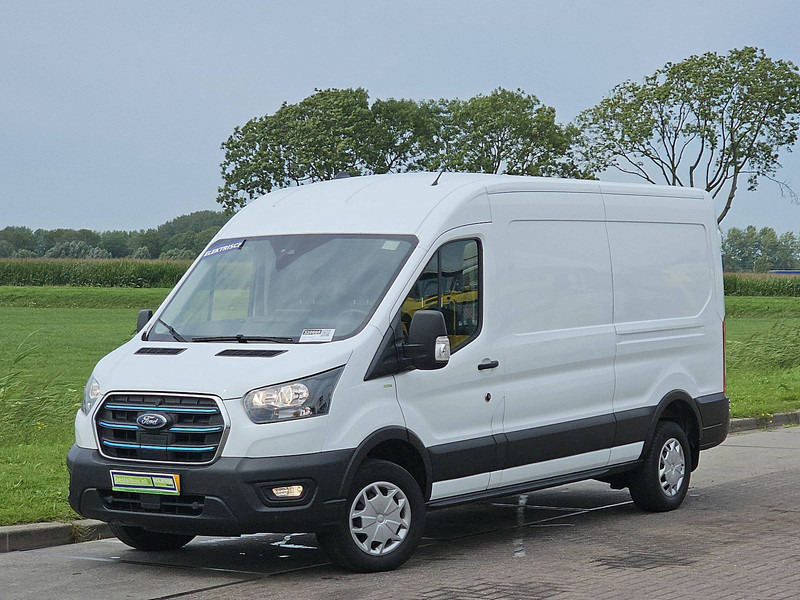 Ford E-Transit 68 Kwh elektrisch - Fourgon utilitaire, Utilitaire électrique: photos 2 Ford E-Transit 68 Kwh elektrisch - Fourgon utilitaire, Utilitaire électrique: photos 2