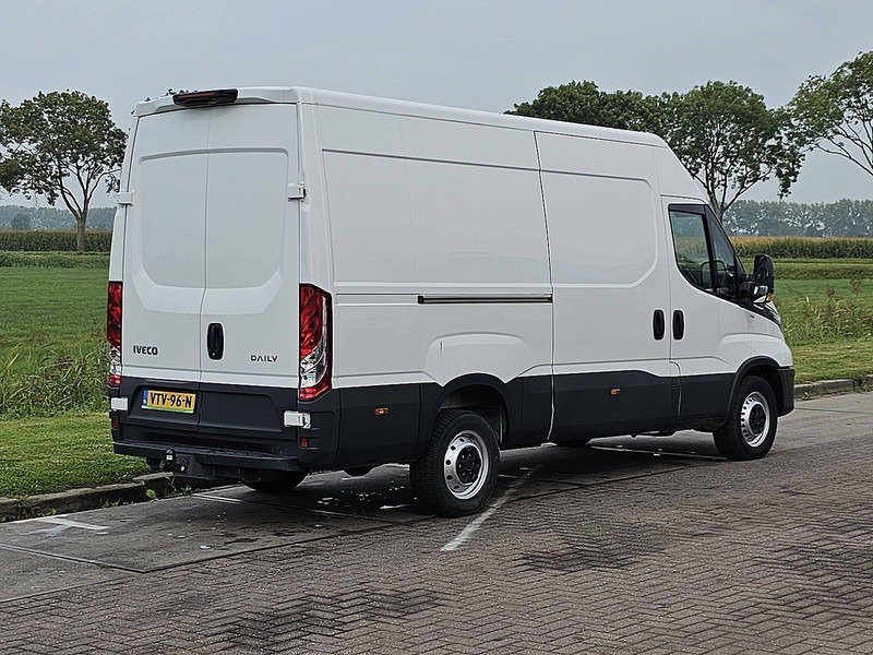Iveco Daily 35 S 14 ac automaat EURO6 - Fourgon utilitaire: photos 3 Iveco Daily 35 S 14 ac automaat EURO6 - Fourgon utilitaire: photos 3