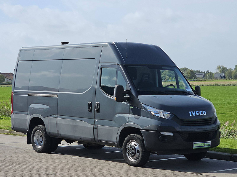 Iveco Daily 35C15 3.0 L 150 L2H2 DL - Fourgon utilitaire: photos 4 Iveco Daily 35C15 3.0 L 150 L2H2 DL - Fourgon utilitaire: photos 4
