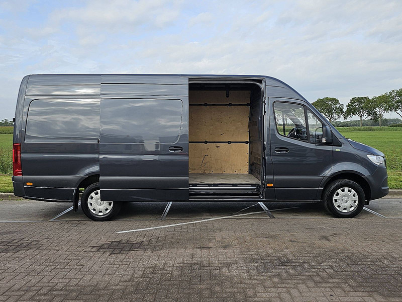Fourgon utilitaire Mercedes-Benz Sprinter 315 L3H2 Mbux + Navi!: photos 14