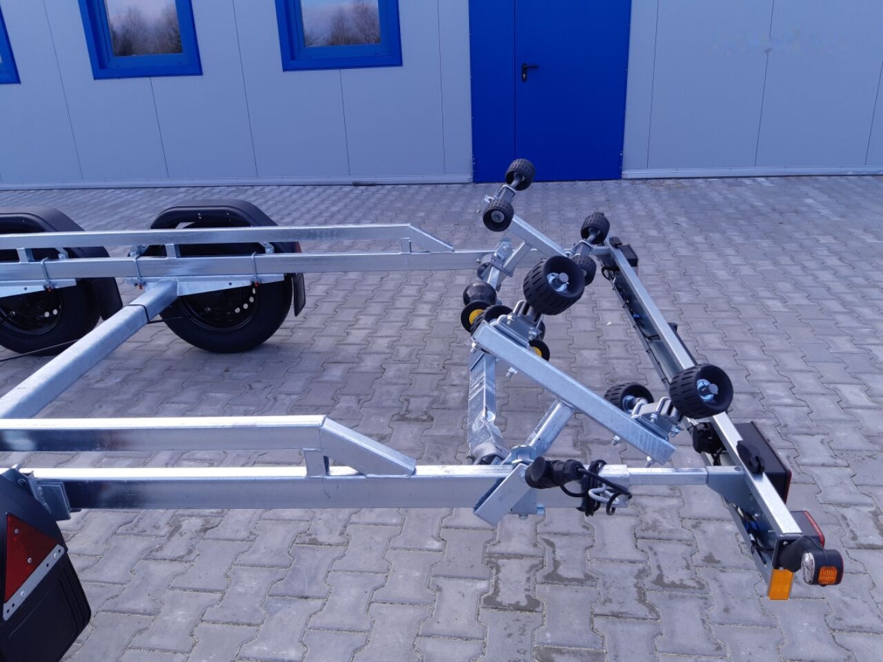 Brenderup 242500 TB SR trailer for 7,2 m boat 2500kg GVW - Remorque bateau: photos 4 Brenderup 242500 TB SR trailer for 7,2 m boat 2500kg GVW - Remorque bateau: photos 4