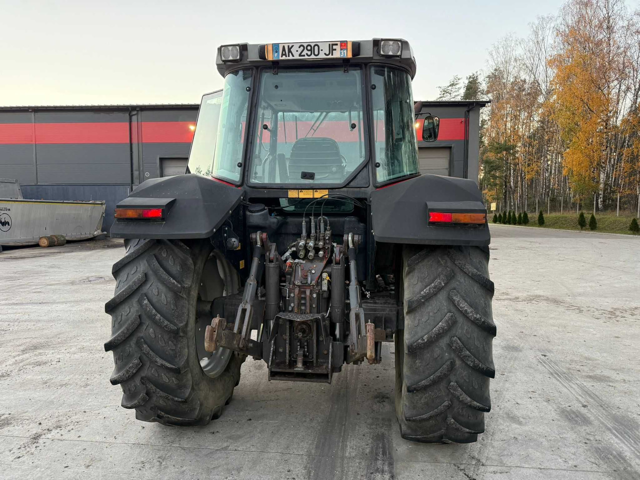 Massey Ferguson 6180, 1998 r, 6847 mtg , bardzo dobry stan z Francji - Tracteur agricole: photos 4 Massey Ferguson 6180, 1998 r, 6847 mtg , bardzo dobry stan z Francji - Tracteur agricole: photos 4