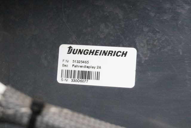 Jungheinrich 51215702 | Dashboard for ETM from year 2011 including ignition swit - Panel de instrumentos pour Matériel de manutention: photos 3 Jungheinrich 51215702 | Dashboard for ETM from year 2011 including ignition swit - Panel de instrumentos pour Matériel de manutention: photos 3