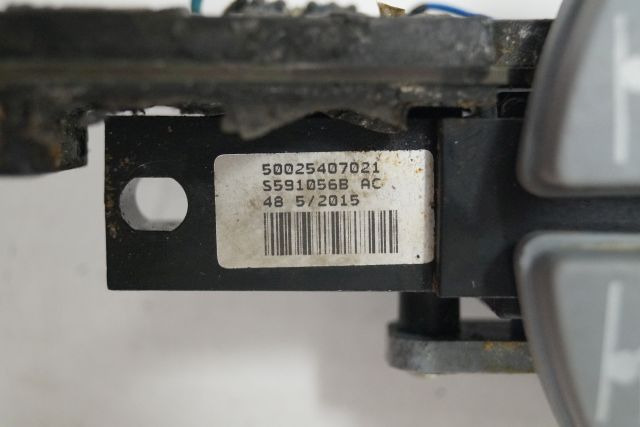 Still 50025407021 | Rijschakelaar control handle with buttons for initial lift y - Système électrique pour Matériel de manutention: photos 2 Still 50025407021 | Rijschakelaar control handle with buttons for initial lift y - Système électrique pour Matériel de manutention: photos 2