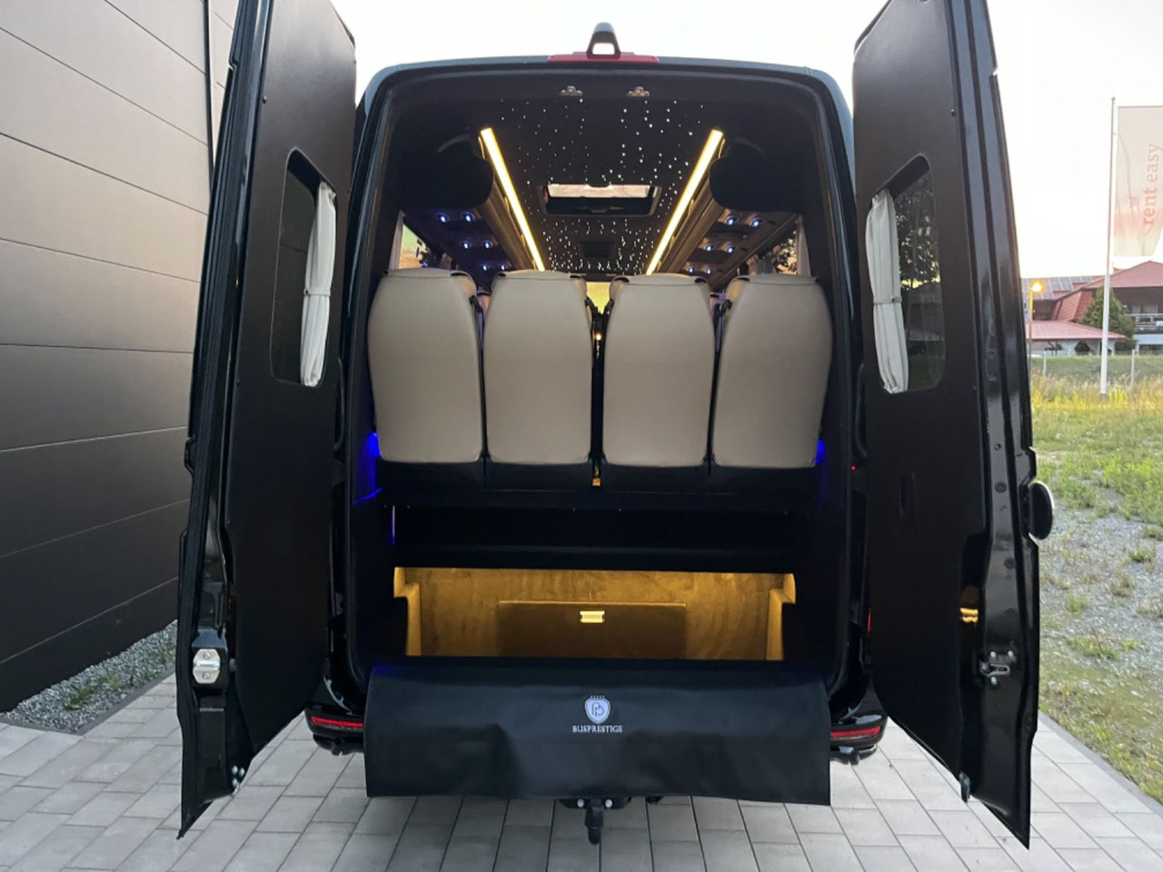 Mercedes-Benz Sprinter 519 XL /19+1+1/Luxury Bus /Coming Soon! Mercedes-Benz Sprinter 519 XL /19+1+1/Luxury /Panorama Windows - Minibus, Transport de personnes: photos 5 Mercedes-Benz Sprinter 519 XL /19+1+1/Luxury Bus /Coming Soon! Mercedes-Benz Sprinter 519 XL /19+1+1/Luxury /Panorama Windows - Minibus, Transport de personnes: photos 5