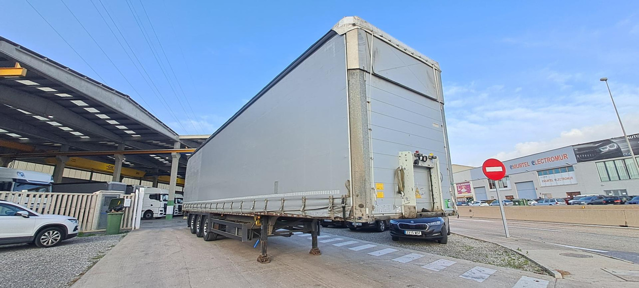 Schmitz Cargobull SCS24/L Varios - Semi-remorque rideaux coulissants: photos 3 Schmitz Cargobull SCS24/L Varios - Semi-remorque rideaux coulissants: photos 3