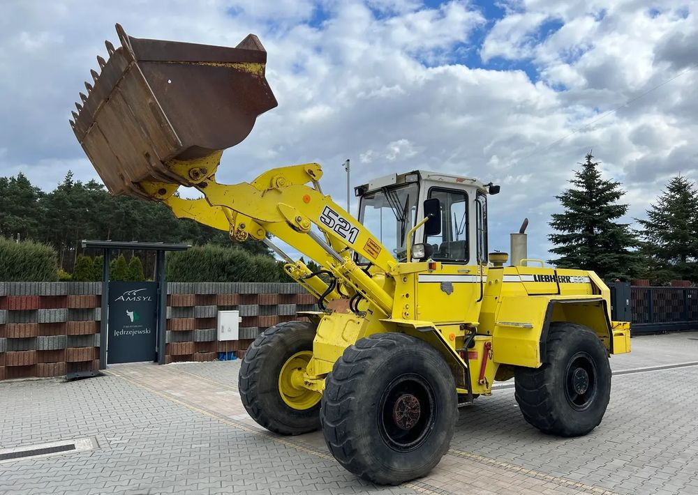 Liebherr L521 – Ładowarka kołowa / Radlader – 1990 – Diesel – - Chargeuse sur pneus: photos 1 Liebherr L521 – Ładowarka kołowa / Radlader – 1990 – Diesel – - Chargeuse sur pneus: photos 1