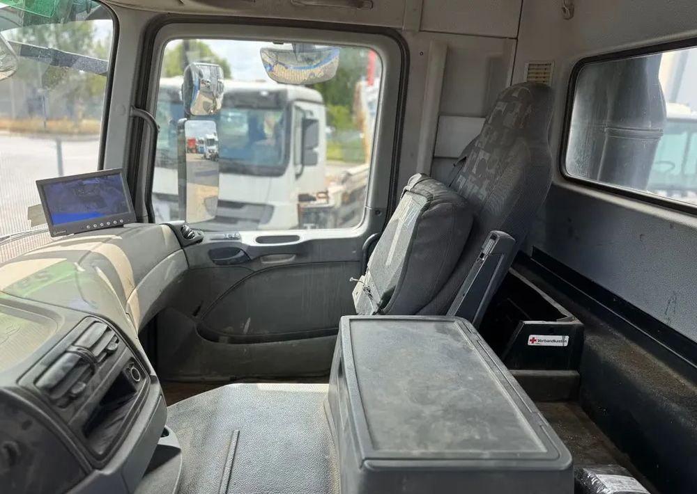 Mercedes-Benz 3344 6x6 Meiler Bordmatik – Wywrotka,Allroad,Tempomat/ Przebieg :298.000km !!! - Camion benne: photos 5 Mercedes-Benz 3344 6x6 Meiler Bordmatik – Wywrotka,Allroad,Tempomat/ Przebieg :298.000km !!! - Camion benne: photos 5
