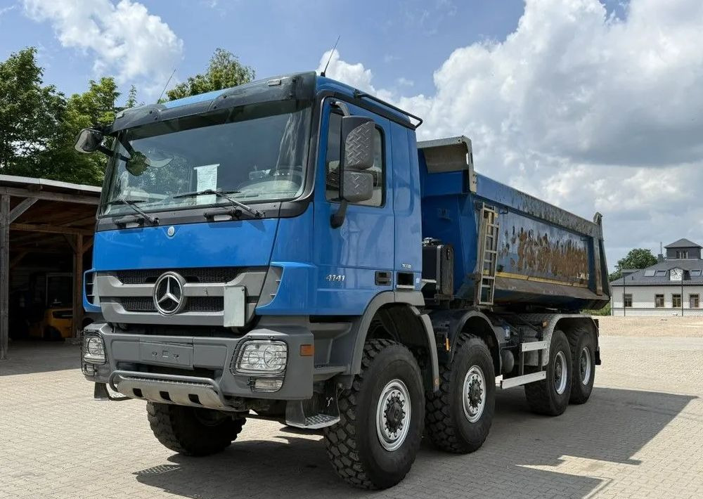 Mercedes-Benz Actros 4141AK 8x8 | Wywrotka Meiller | TELLIGENT z sprzęgłem system stabilizacji jazdy | Euro 5 - Camion benne: photos 1 Mercedes-Benz Actros 4141AK 8x8 | Wywrotka Meiller | TELLIGENT z sprzęgłem system stabilizacji jazdy | Euro 5 - Camion benne: photos 1