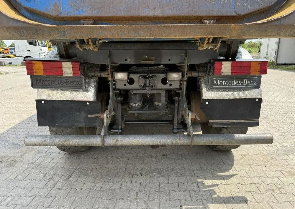 Mercedes-Benz Actros 4141AK 8x8 | Wywrotka Meiller | TELLIGENT z sprzęgłem system stabilizacji jazdy | Euro 5 - Camion benne: photos 4 Mercedes-Benz Actros 4141AK 8x8 | Wywrotka Meiller | TELLIGENT z sprzęgłem system stabilizacji jazdy | Euro 5 - Camion benne: photos 4