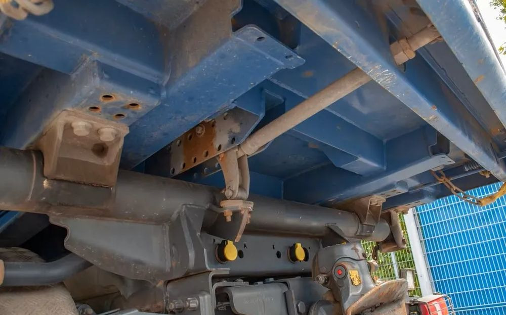 Mercedes-Benz Arocs 2652 6x4 – Wywrotka trójstronna Meiller z Bordmatik (Euro 6) - Camion benne: photos 4 Mercedes-Benz Arocs 2652 6x4 – Wywrotka trójstronna Meiller z Bordmatik (Euro 6) - Camion benne: photos 4