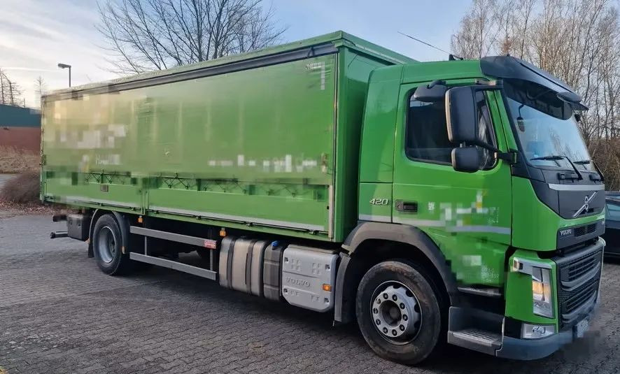 Volvo FM 420 – zabudowa + plandeka / Automatyczna skrzynia / Euro 6 / Zawieszenie pneumatyczne/ 4x2/ - Camion à rideaux coulissants: photos 3 Volvo FM 420 – zabudowa + plandeka / Automatyczna skrzynia / Euro 6 / Zawieszenie pneumatyczne/ 4x2/ - Camion à rideaux coulissants: photos 3