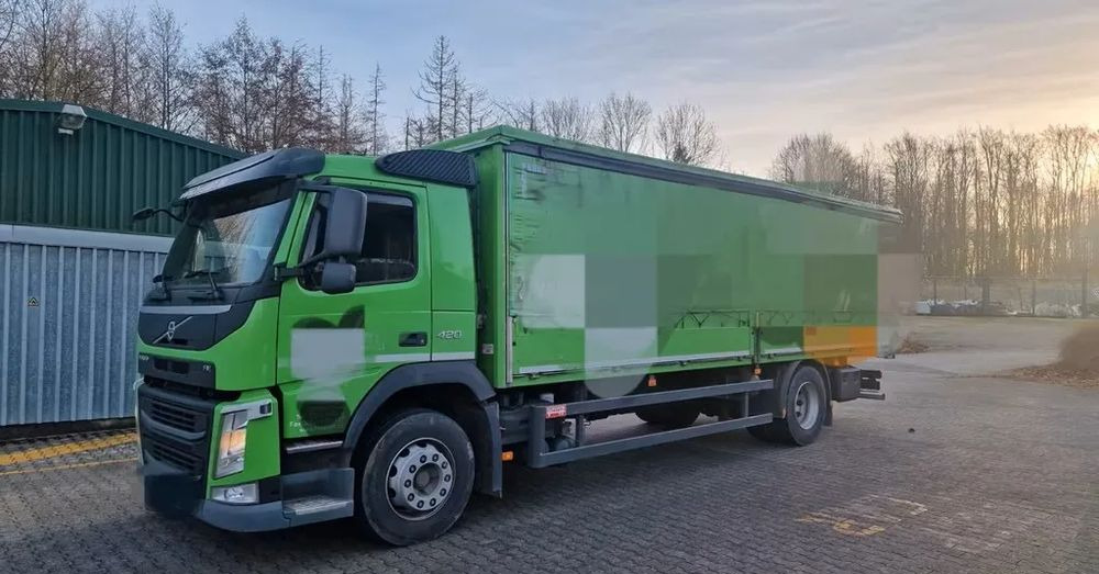 Volvo FM 420 – zabudowa + plandeka / Automatyczna skrzynia / Euro 6 / Zawieszenie pneumatyczne/ 4x2/ - Camion à rideaux coulissants: photos 2 Volvo FM 420 – zabudowa + plandeka / Automatyczna skrzynia / Euro 6 / Zawieszenie pneumatyczne/ 4x2/ - Camion à rideaux coulissants: photos 2