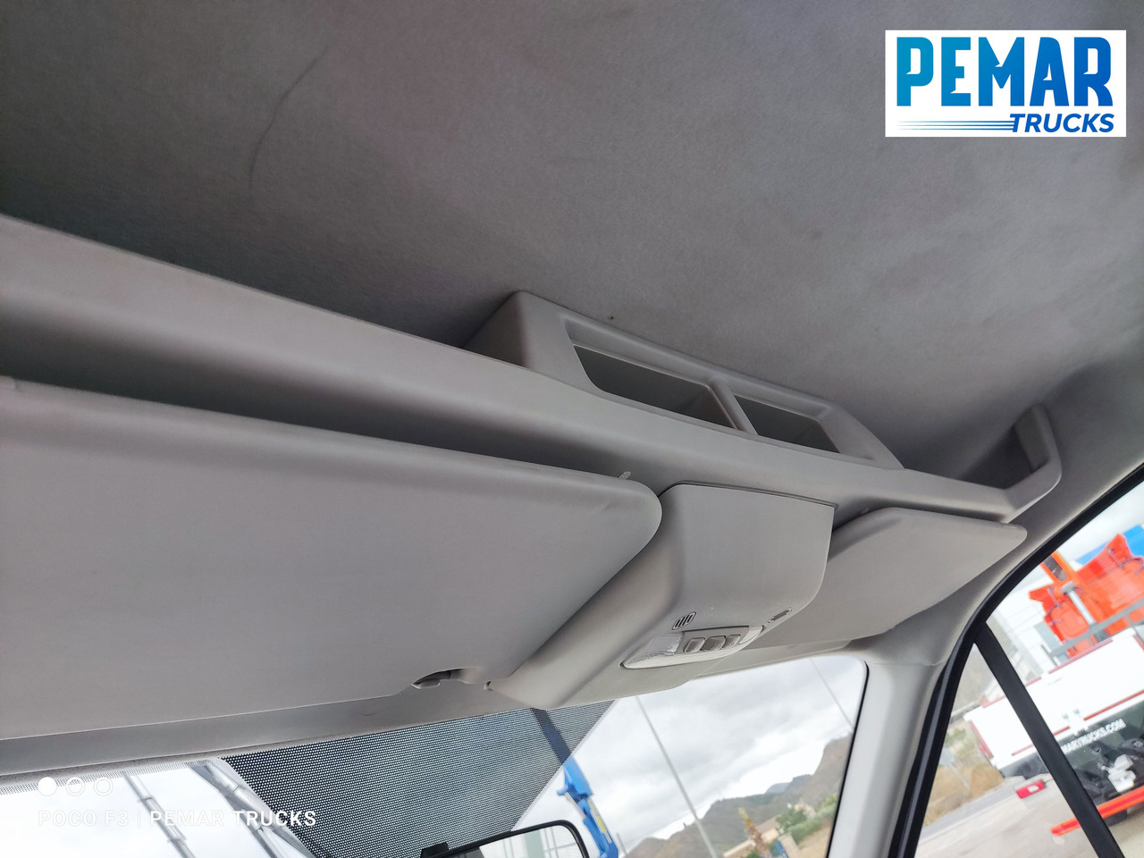 Utilitaire benne FORD TRANSIT 130 PK BASCULANTE: photos 26