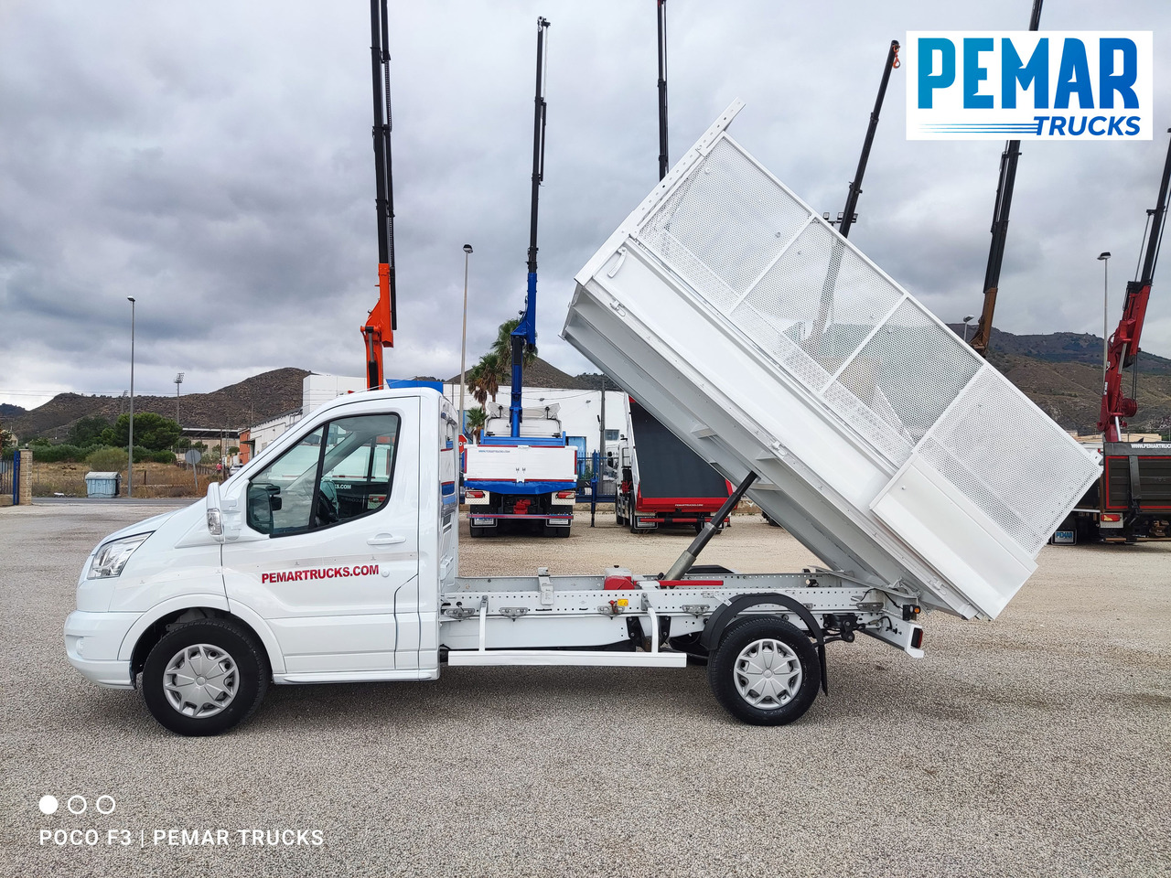 Utilitaire benne FORD TRANSIT 130 PK BASCULANTE: photos 8