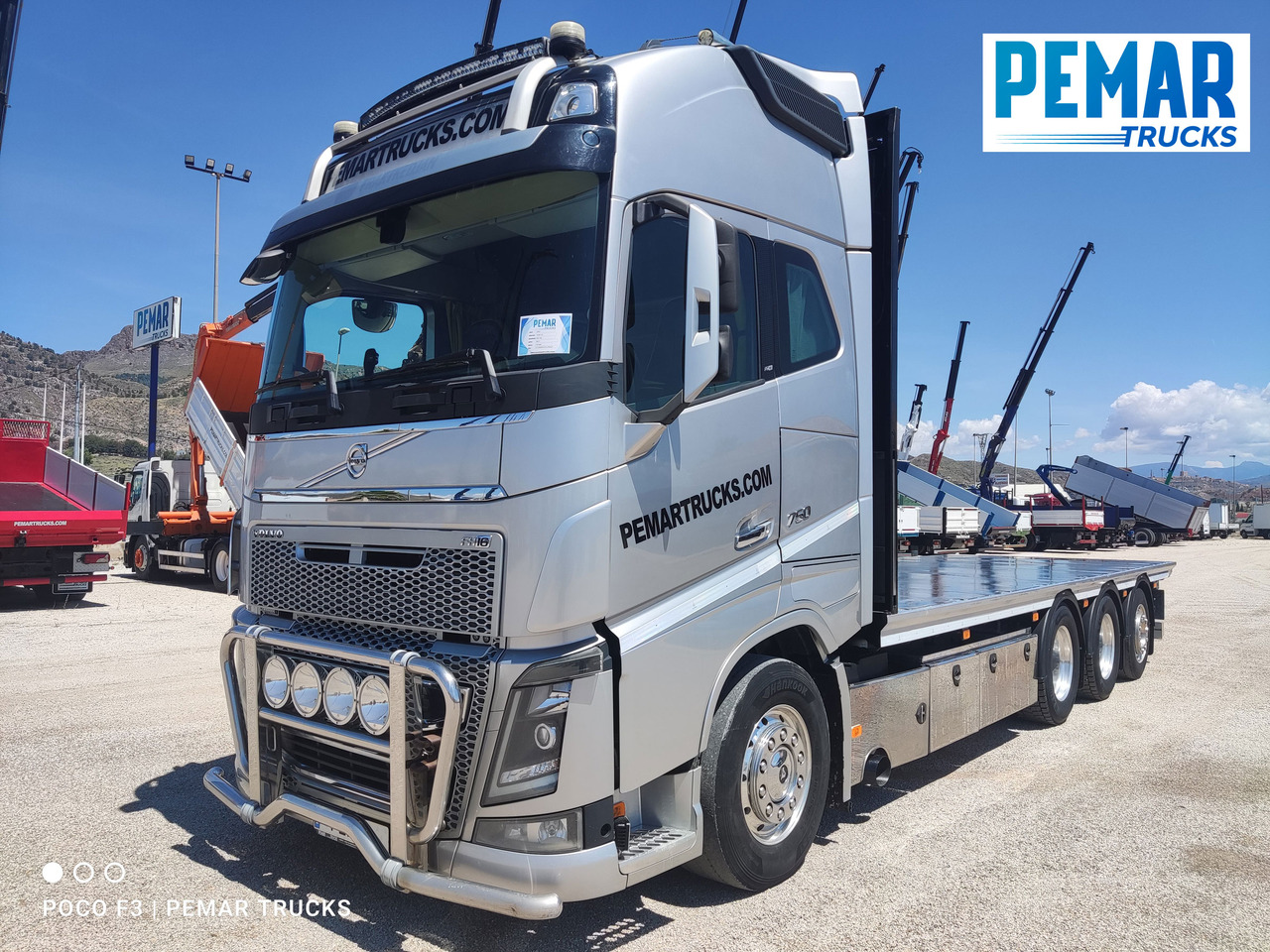 VOLVO FH16 750 8X4 PLATAFORMA CAJA ABIERTA - Camion plateau: photos 1 VOLVO FH16 750 8X4 PLATAFORMA CAJA ABIERTA - Camion plateau: photos 1