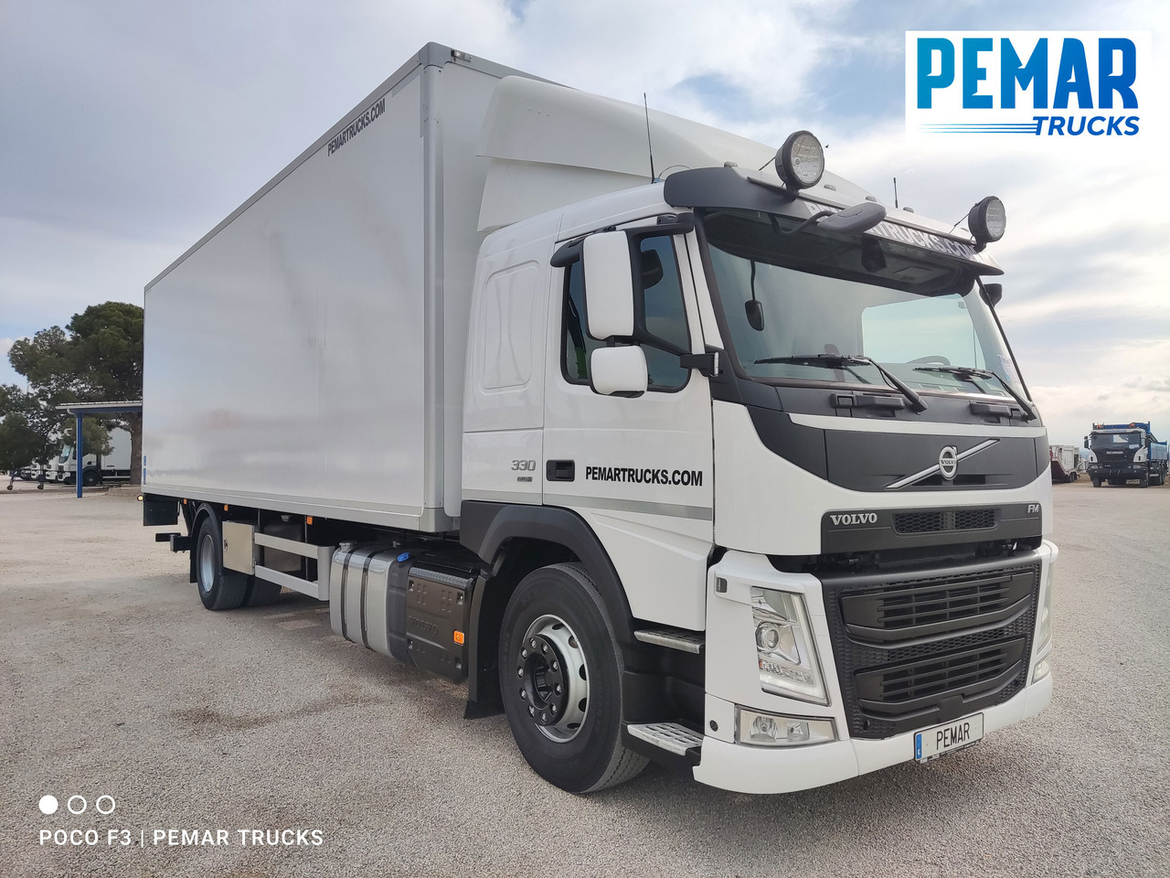 VOLVO FM 330 4X2 FRIGORIFICO EURO 6 - Camion frigorifique: photos 3 VOLVO FM 330 4X2 FRIGORIFICO EURO 6 - Camion frigorifique: photos 3