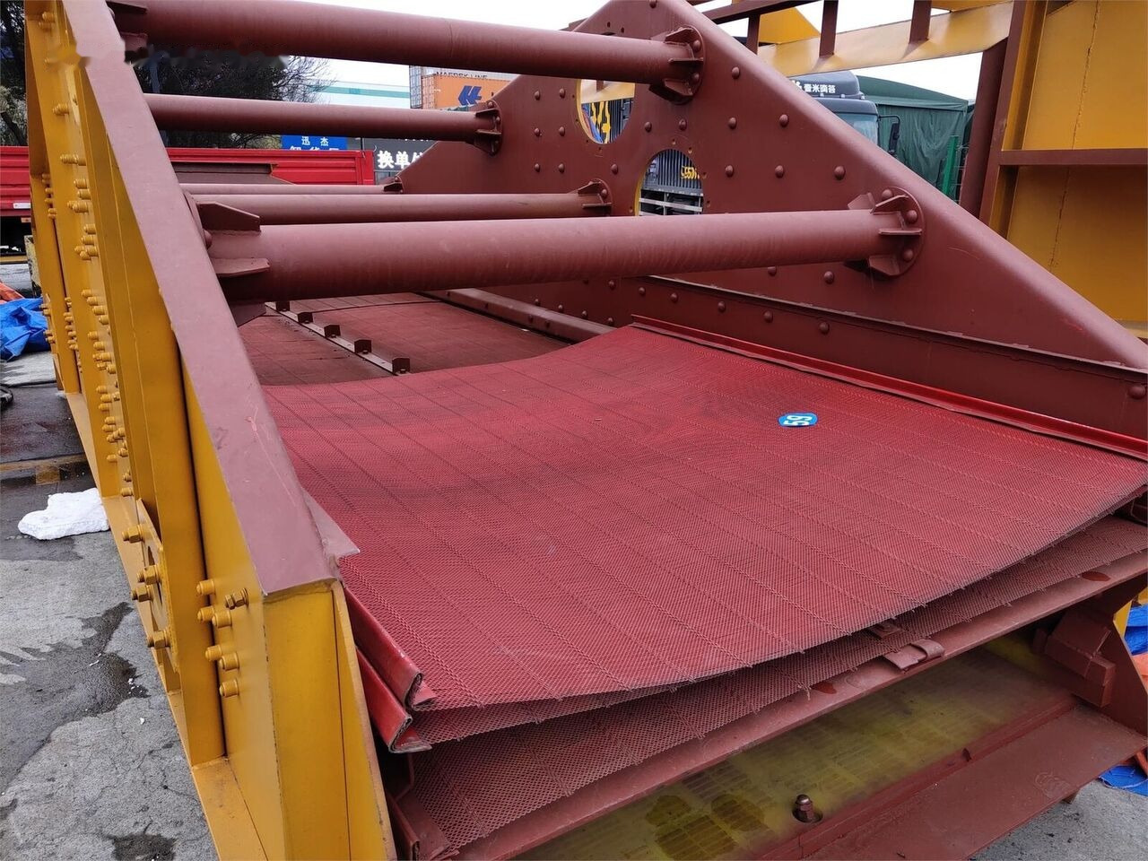 Kinglink 2KLZ1856 Dewatering Screen - Crible: photos 5 Kinglink 2KLZ1856 Dewatering Screen - Crible: photos 5