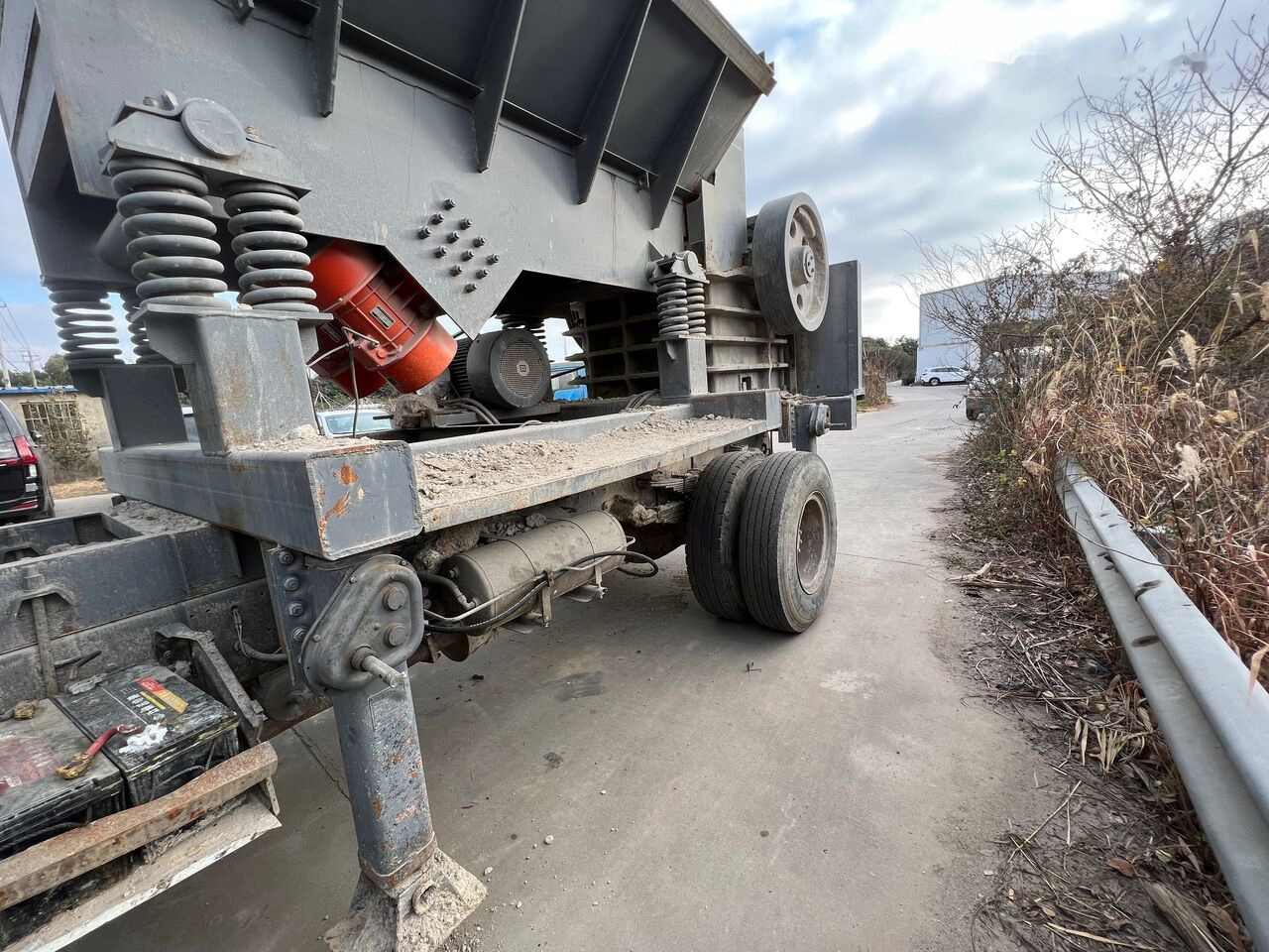Kinglink Truck Mounted Vibrating Feeder and Jaw Crusher | Quarry | Concre - Concasseur à mâchoires: photos 2 Kinglink Truck Mounted Vibrating Feeder and Jaw Crusher | Quarry | Concre - Concasseur à mâchoires: photos 2