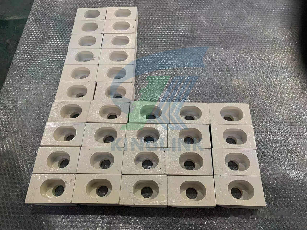 Wedge Suits NP1315 Impact Crusher | NP1315 7027005255 for crusher - Pièces de rechange pour Concasseur: photos 1 Wedge Suits NP1315 Impact Crusher | NP1315 7027005255 for crusher - Pièces de rechange pour Concasseur: photos 1