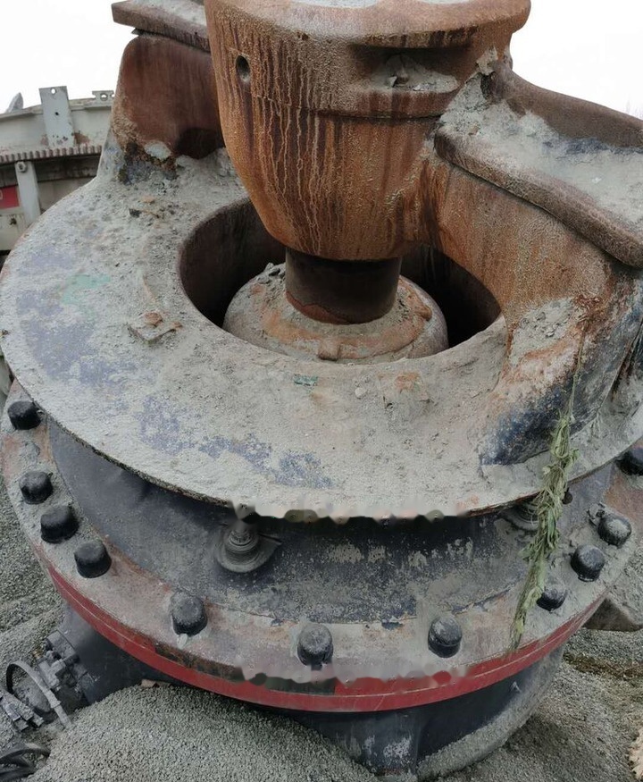 Sandvik CH660 Hydrocone - Concasseur à cône: photos 3 Sandvik CH660 Hydrocone - Concasseur à cône: photos 3