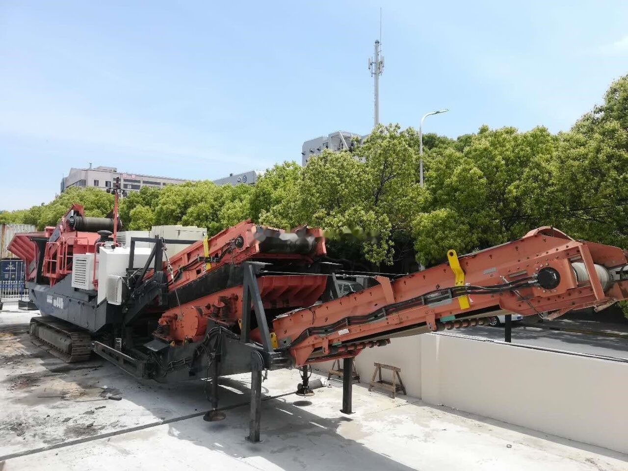 Sandvik UH440i Mobile Crushing Plant - Concasseur mobile: photos 2 Sandvik UH440i Mobile Crushing Plant - Concasseur mobile: photos 2