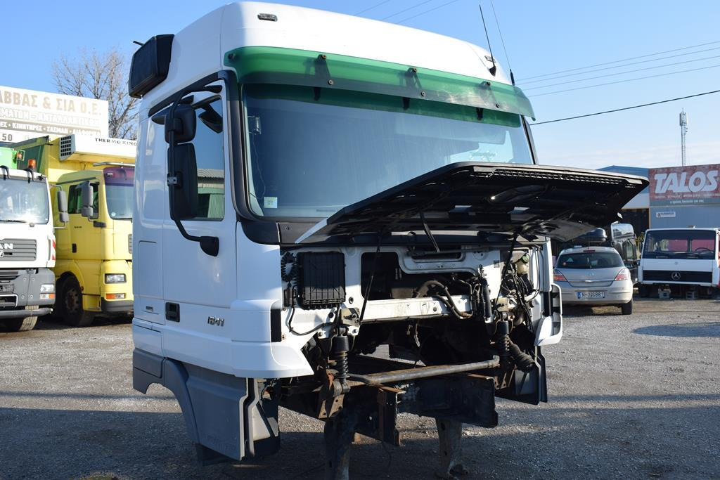 MERCEDES-BENZ ACTROS MP 2 MEGA SPACE - Cabine pour Camion: photos 4 MERCEDES-BENZ ACTROS MP 2 MEGA SPACE - Cabine pour Camion: photos 4