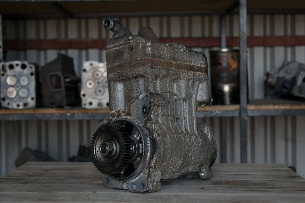 MERCEDES-BENZ ACTROS MP IV OM 471 - Silencieux pour Camion: photos 3 MERCEDES-BENZ ACTROS MP IV OM 471 - Silencieux pour Camion: photos 3