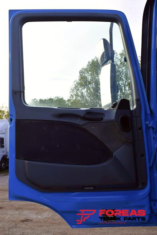 MERCEDES-BENZ ACTROS MP2 MEDIUM - Cabine pour Camion: photos 5 MERCEDES-BENZ ACTROS MP2 MEDIUM - Cabine pour Camion: photos 5