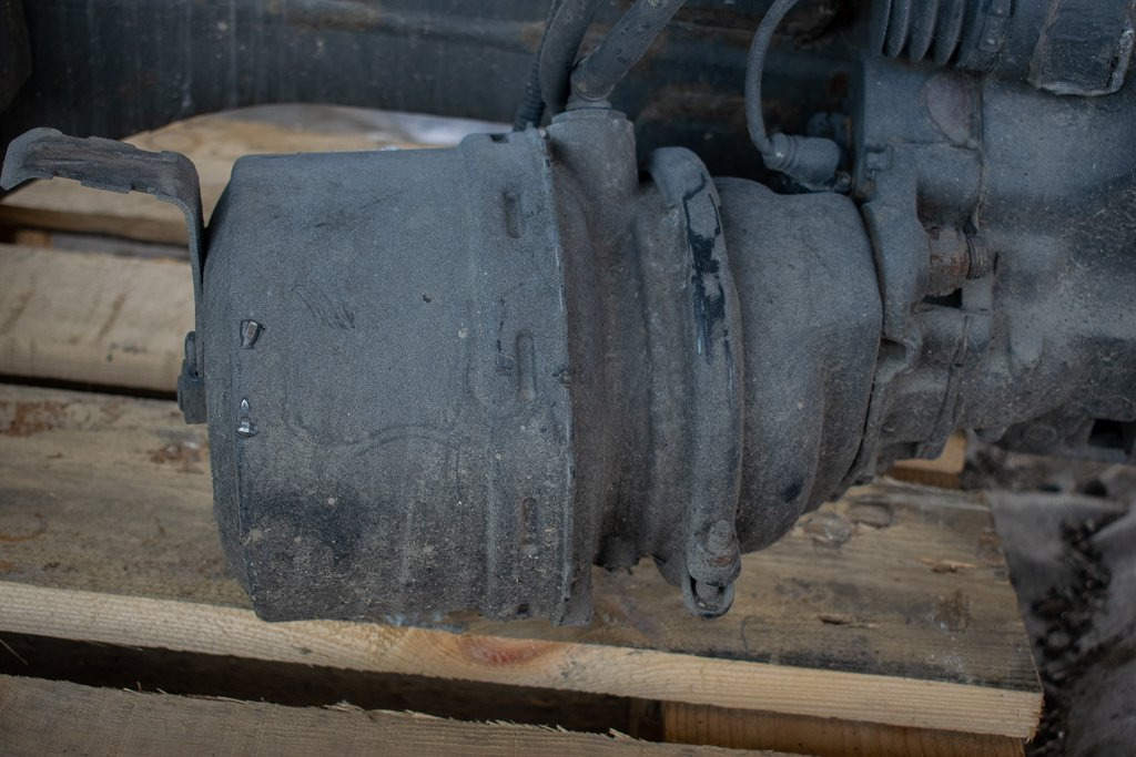 MERCEDES-BENZ ATEGO 6HOLE - PASSENGER - Cylindre de frein pour Camion: photos 2 MERCEDES-BENZ ATEGO 6HOLE - PASSENGER - Cylindre de frein pour Camion: photos 2