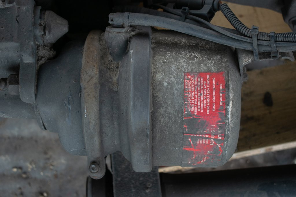 MERCEDES-BENZ ATEGO 8HOLE - DRIVER - Cylindre de frein pour Camion: photos 3 MERCEDES-BENZ ATEGO 8HOLE - DRIVER - Cylindre de frein pour Camion: photos 3