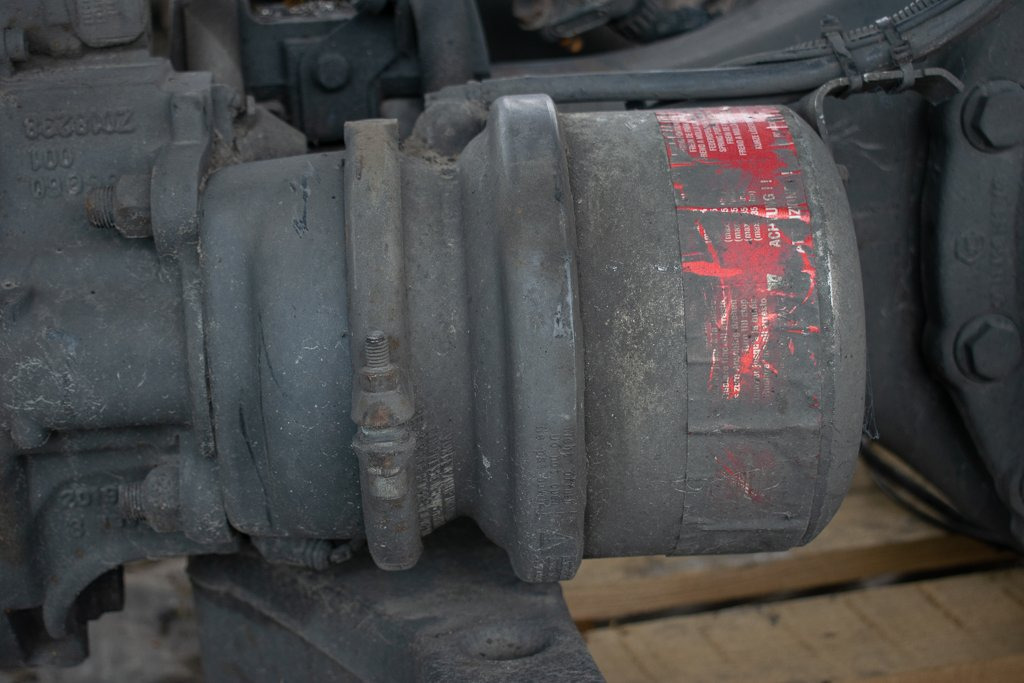 MERCEDES-BENZ ATEGO 8HOLE - DRIVER - Cylindre de frein pour Camion: photos 2 MERCEDES-BENZ ATEGO 8HOLE - DRIVER - Cylindre de frein pour Camion: photos 2