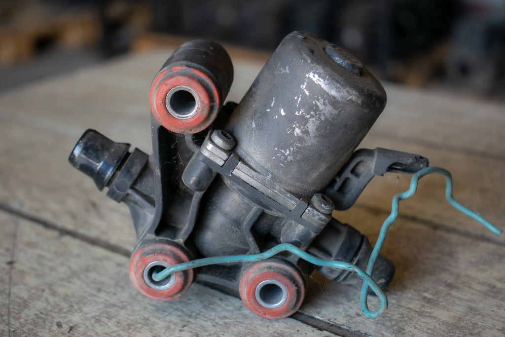 MERCEDES-BENZ BLUETEC VALVE - Système d'échappement pour Camion: photos 1 MERCEDES-BENZ BLUETEC VALVE - Système d'échappement pour Camion: photos 1