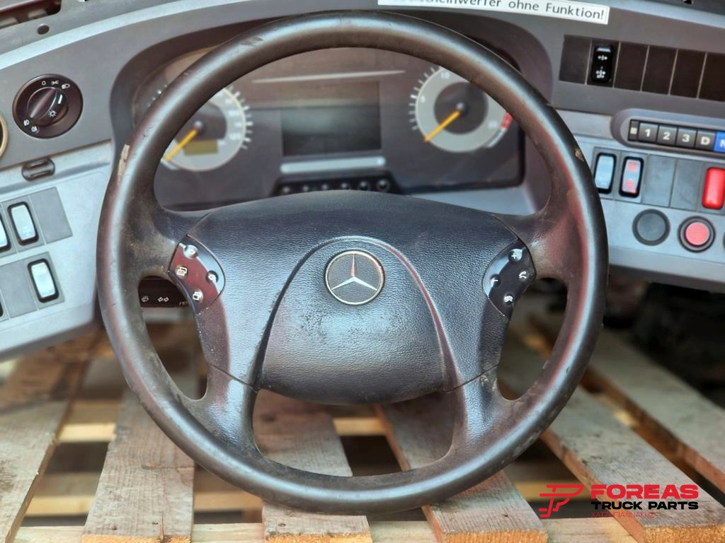 MERCEDES-BENZ CITARO - Panel de instrumentos pour Bus: photos 3 MERCEDES-BENZ CITARO - Panel de instrumentos pour Bus: photos 3