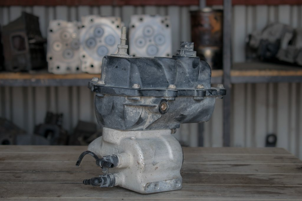 MERCEDES-BENZ PUMP - ADBLUE FUEL INJECTION UNIT FOR ATEGO - ACTROS - Système d'échappement pour Camion: photos 1 MERCEDES-BENZ PUMP - ADBLUE FUEL INJECTION UNIT FOR ATEGO - ACTROS - Système d'échappement pour Camion: photos 1