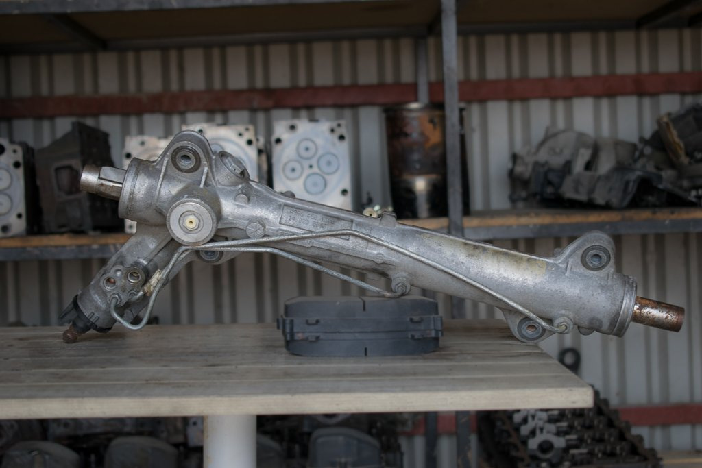 MERCEDES-BENZ SPRINTER 906 - Boîtier de direction pour Camion: photos 1 MERCEDES-BENZ SPRINTER 906 - Boîtier de direction pour Camion: photos 1