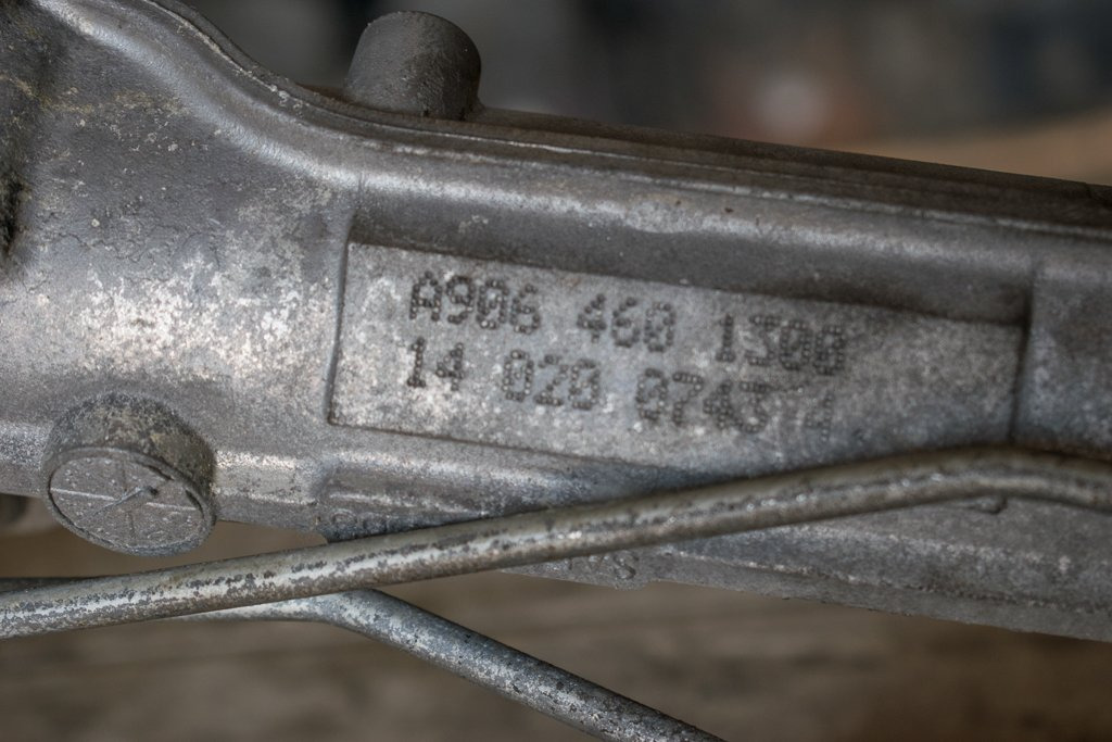 MERCEDES-BENZ SPRINTER 906 - Boîtier de direction pour Camion: photos 3 MERCEDES-BENZ SPRINTER 906 - Boîtier de direction pour Camion: photos 3