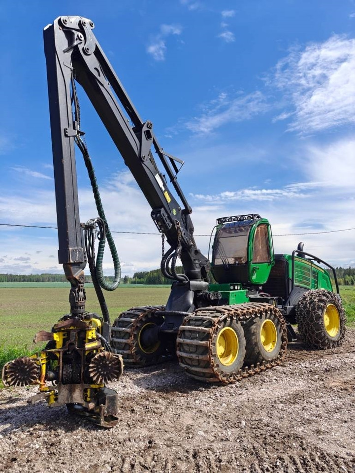 John Deere 1270 G - Abatteuse: photos 2 John Deere 1270 G - Abatteuse: photos 2