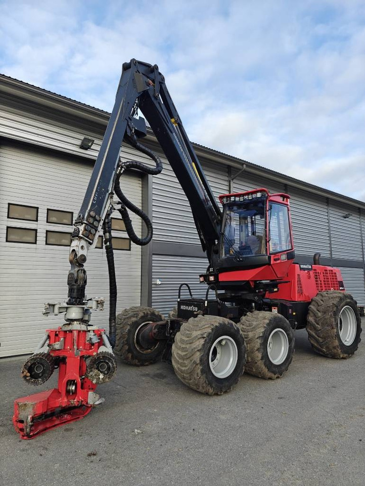 Komatsu 901 TX.1 - Abatteuse: photos 1 Komatsu 901 TX.1 - Abatteuse: photos 1