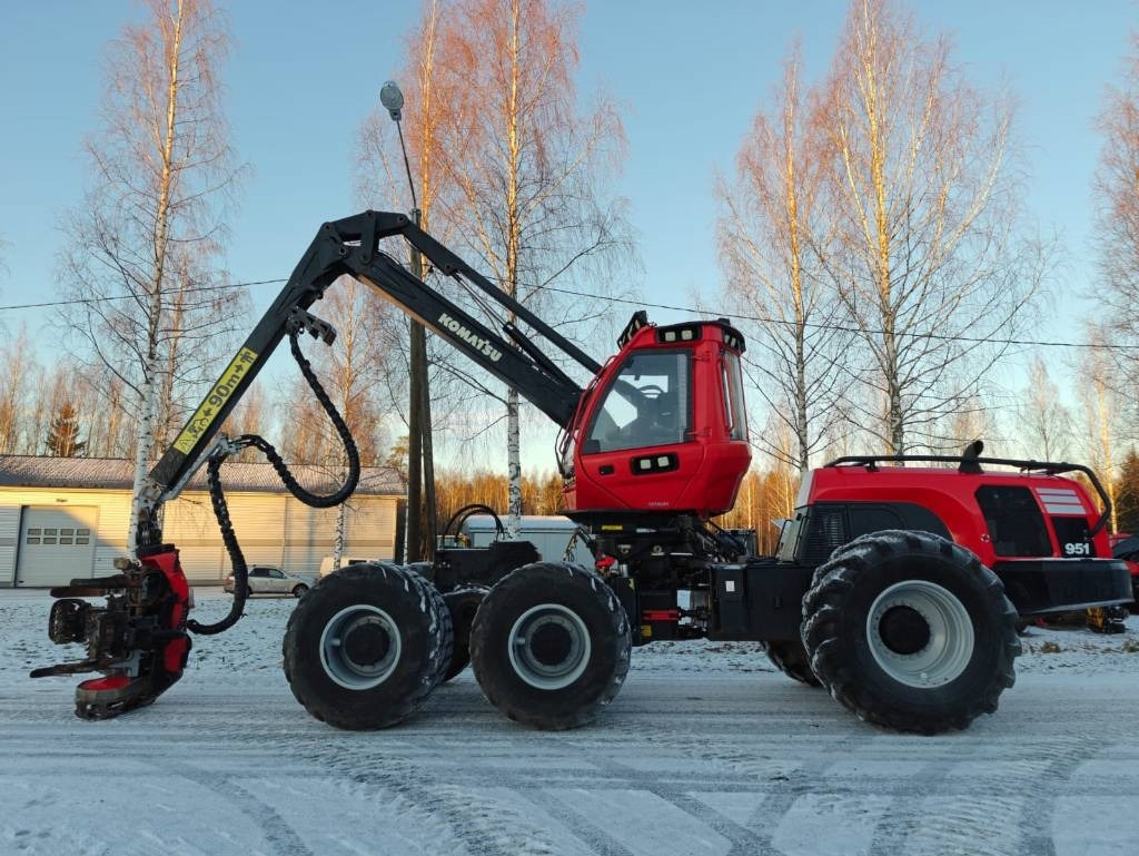 Komatsu 951 - Abatteuse: photos 2 Komatsu 951 - Abatteuse: photos 2