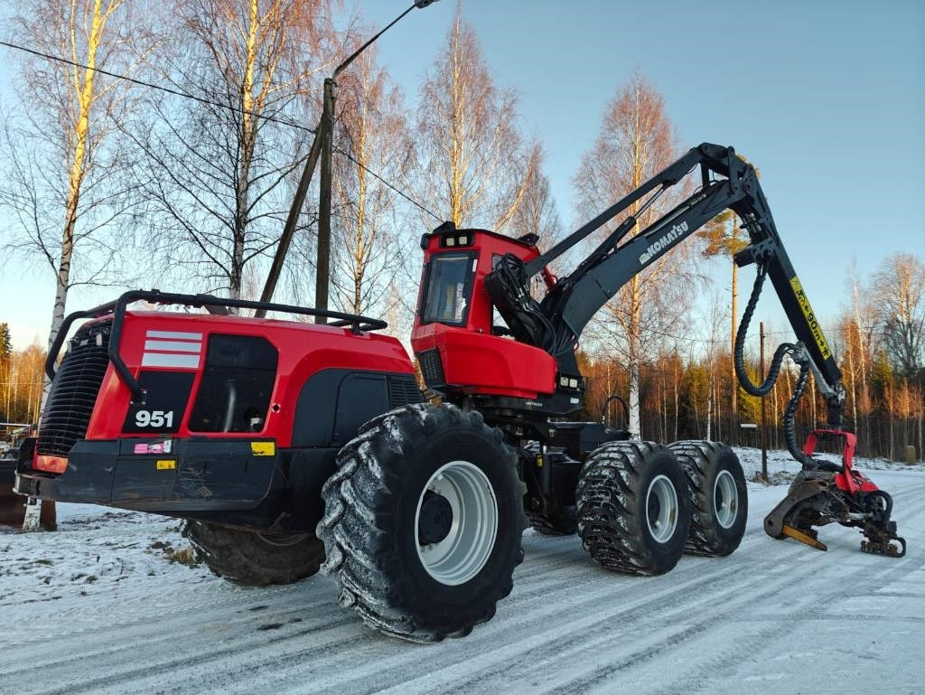 Komatsu 951 - Abatteuse: photos 5 Komatsu 951 - Abatteuse: photos 5