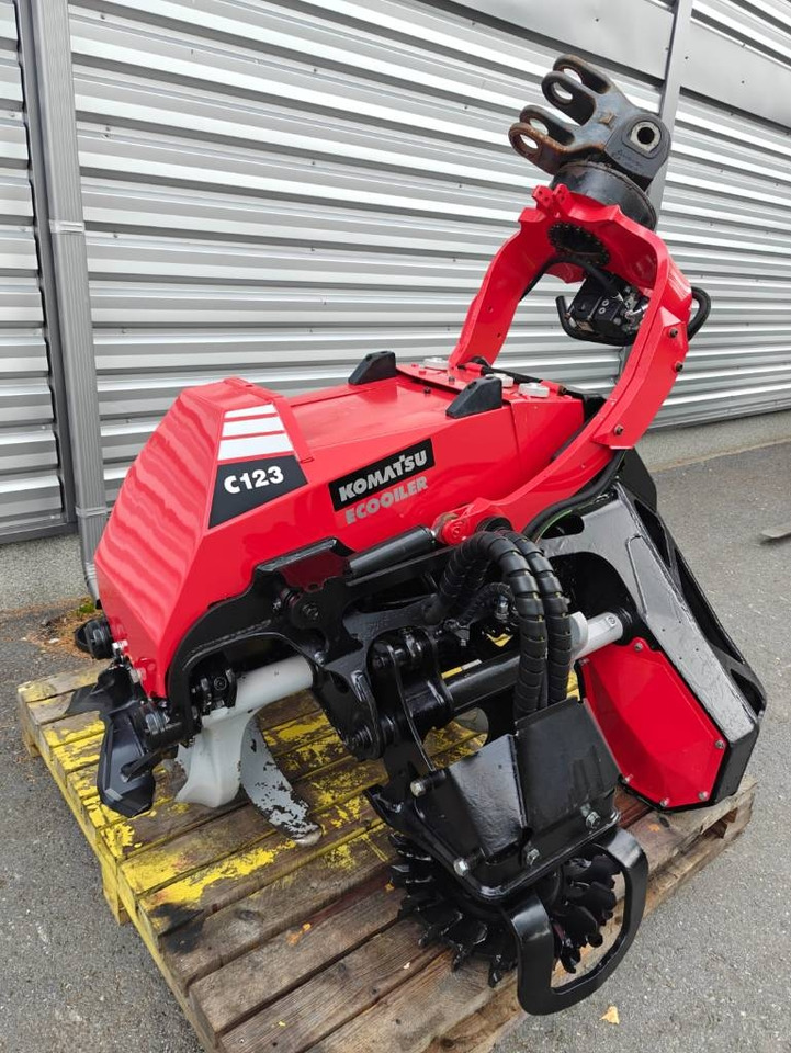 Komatsu C 123  - Tête d'abattage: photos 1 Komatsu C 123  - Tête d'abattage: photos 1