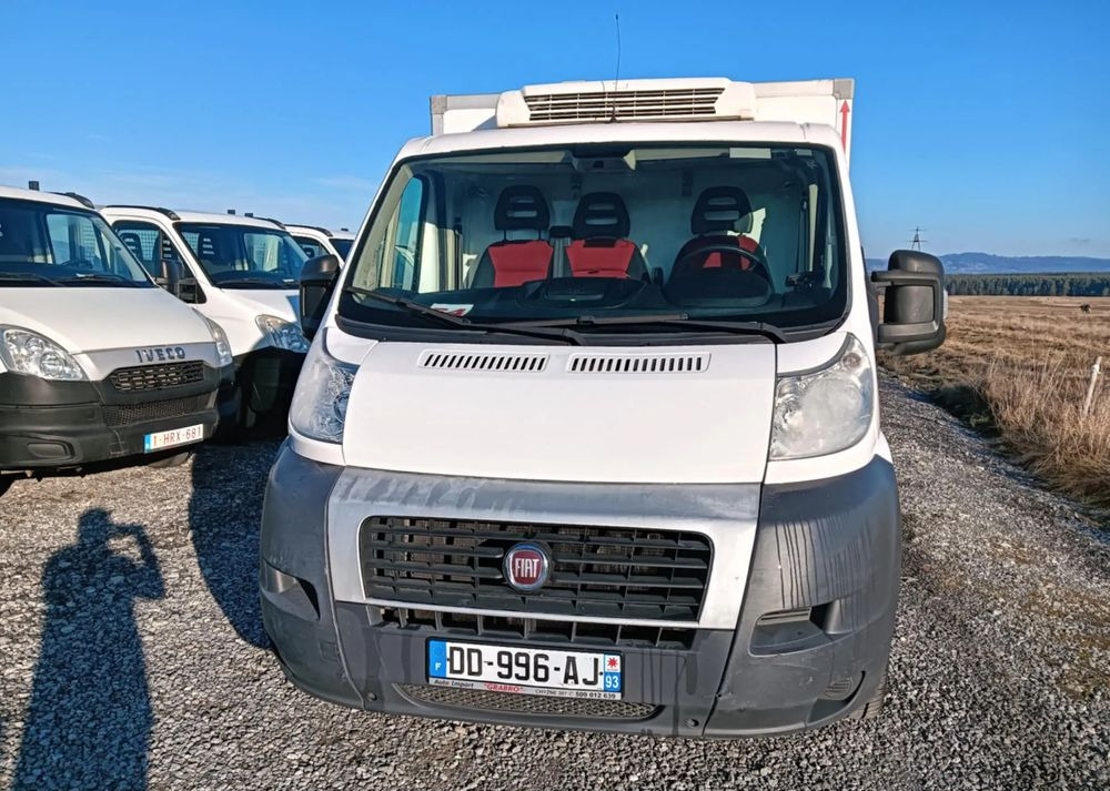 Fiat DUCATO - Utilitaire frigorifique: photos 2 Fiat DUCATO - Utilitaire frigorifique: photos 2