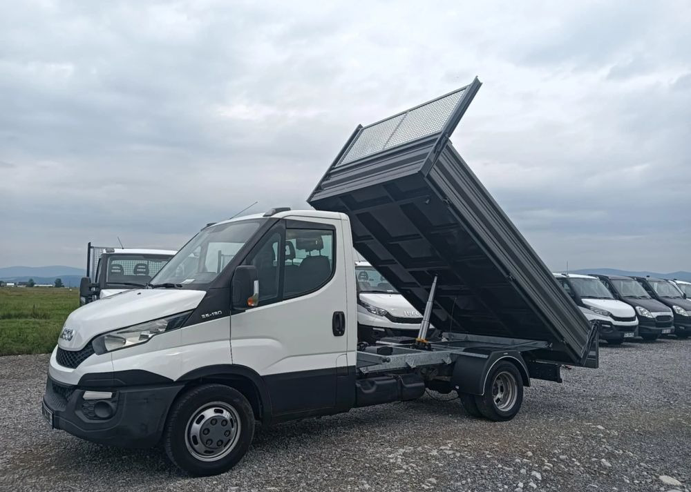 Iveco 35C13, 35C12, 35C14, 35C15 — crédit-bail Iveco 35C13, 35C12, 35C14, 35C15: photos 10