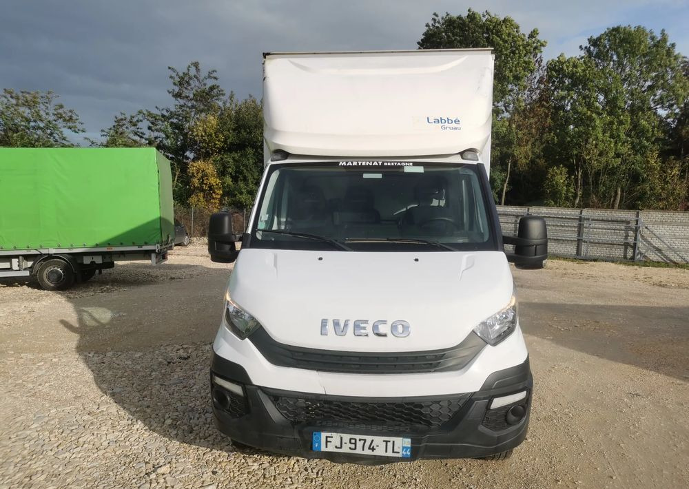 Iveco 3.0-150KM Daily 35C15 Kontener długi rama 35-150 kiper Klimatyzacja długi rozstaw - Fourgon grand volume: photos 2 Iveco 3.0-150KM Daily 35C15 Kontener długi rama 35-150 kiper Klimatyzacja długi rozstaw - Fourgon grand volume: photos 2
