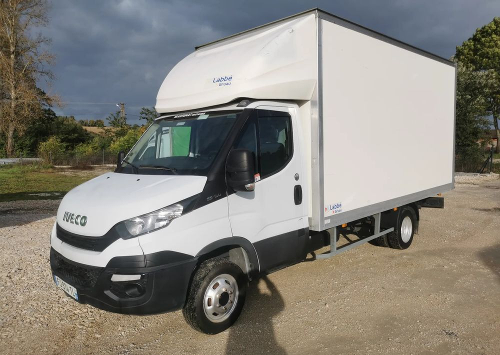 Iveco 3.0-150KM Daily 35C15 Kontener długi rama 35-150 kiper Klimatyzacja długi rozstaw - Fourgon grand volume: photos 1 Iveco 3.0-150KM Daily 35C15 Kontener długi rama 35-150 kiper Klimatyzacja długi rozstaw - Fourgon grand volume: photos 1