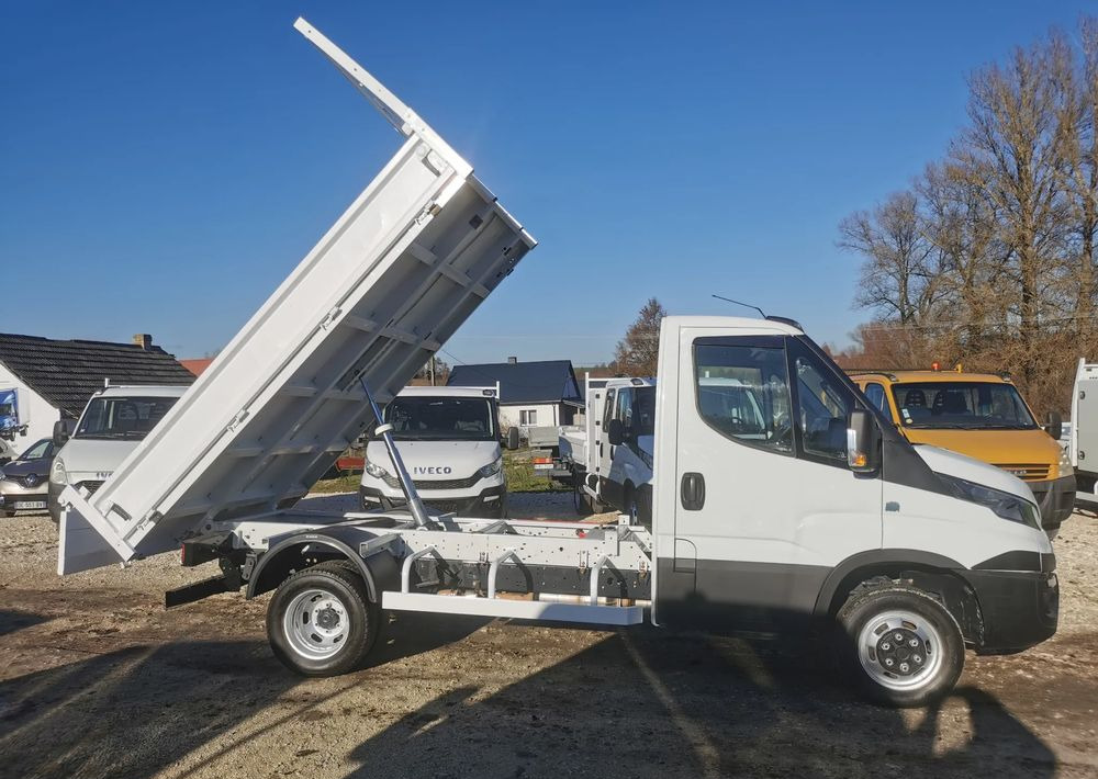 Iveco Daily 3.0-150KM Wywrotka blizniak 35-150 Niski przebieg kiper do 3,5t - Utilitaire benne: photos 2 Iveco Daily 3.0-150KM Wywrotka blizniak 35-150 Niski przebieg kiper do 3,5t - Utilitaire benne: photos 2