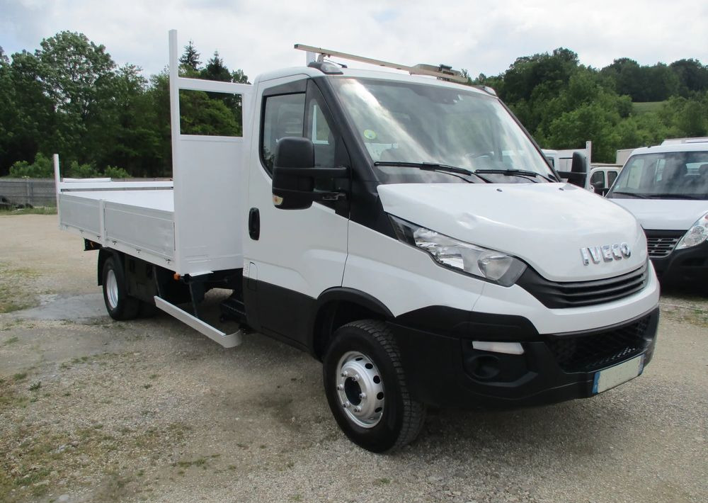 Iveco Daily 3.0 na bliźniaku 70C18 skrzynia, laweta, rama, HDS, 70-180 kiper - Camion plateau: photos 2 Iveco Daily 3.0 na bliźniaku 70C18 skrzynia, laweta, rama, HDS, 70-180 kiper - Camion plateau: photos 2