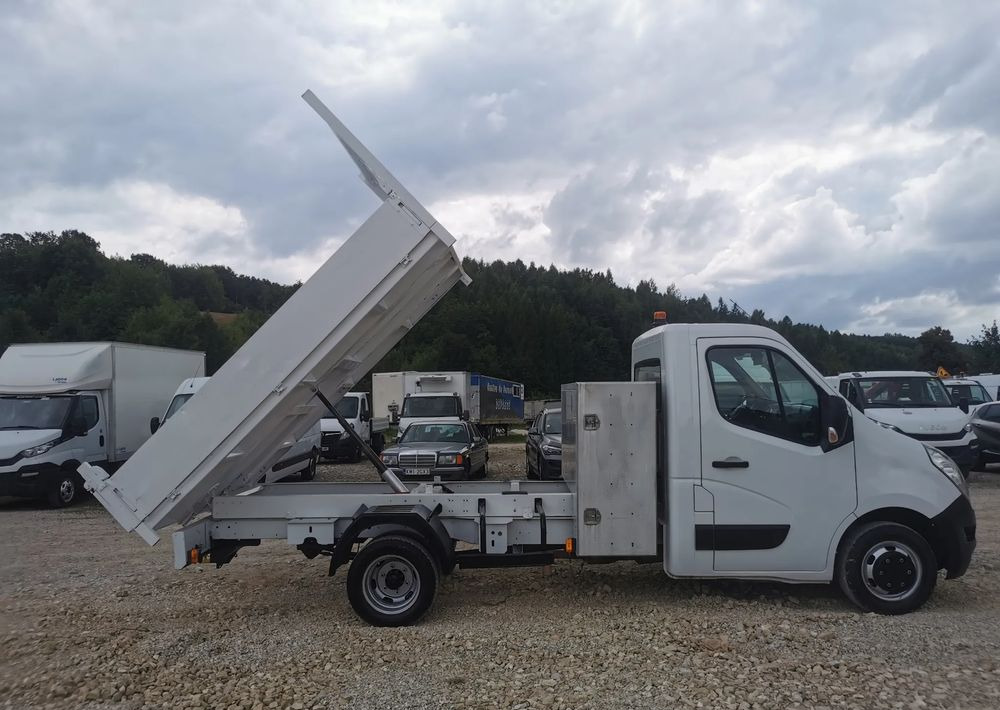 Renault Master Kiper wywrotka 2.3-145KM Hak Bliźniak klimatyzacja Kamera cofania - Utilitaire benne: photos 3 Renault Master Kiper wywrotka 2.3-145KM Hak Bliźniak klimatyzacja Kamera cofania - Utilitaire benne: photos 3